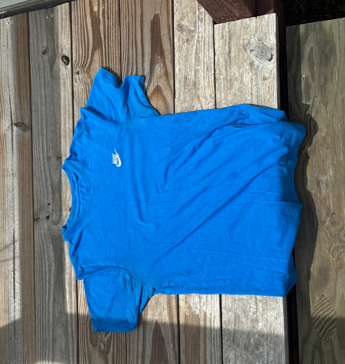 NIKE TEE (SMALL)